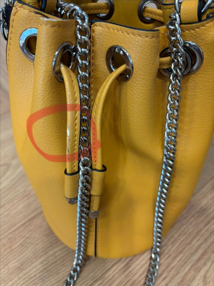 ZARA 복조리 가방 이미지