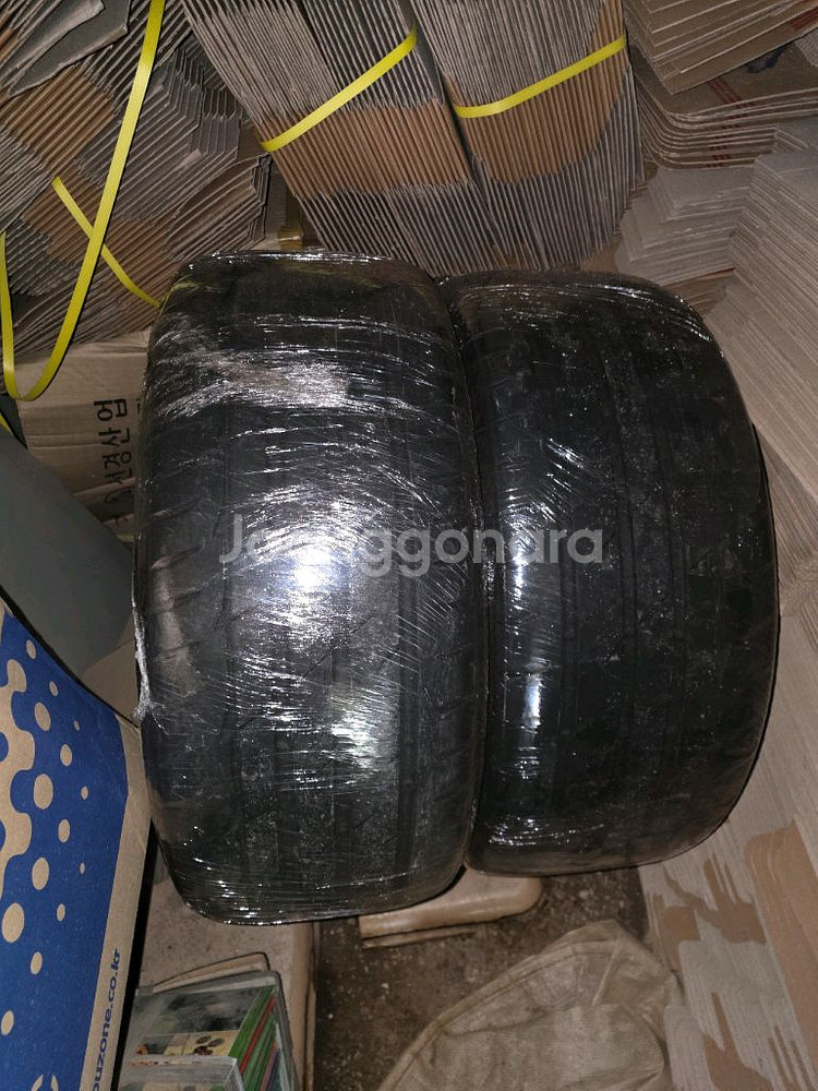 브리지스톤 re004 245 40 19 팝니다.--0