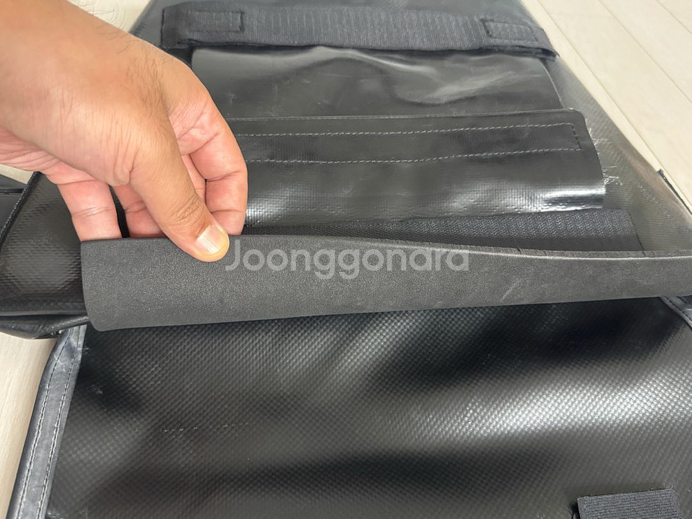 프라이탁 덱스터 + 숄더패드--4