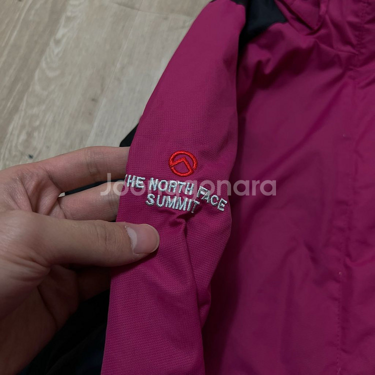 노스페이스 여성 써밋 고어텍스 바람막이 자켓 M/95--4