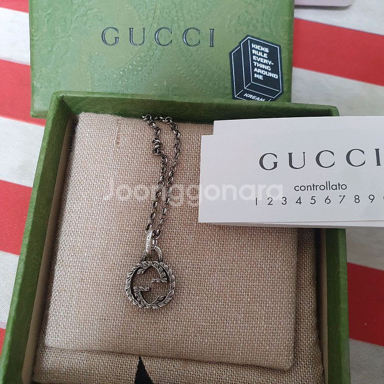 구찌 인터로킹 네크로스 목걸이팝니다--1