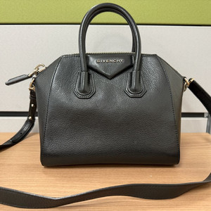 지방시 안티고나 미니백