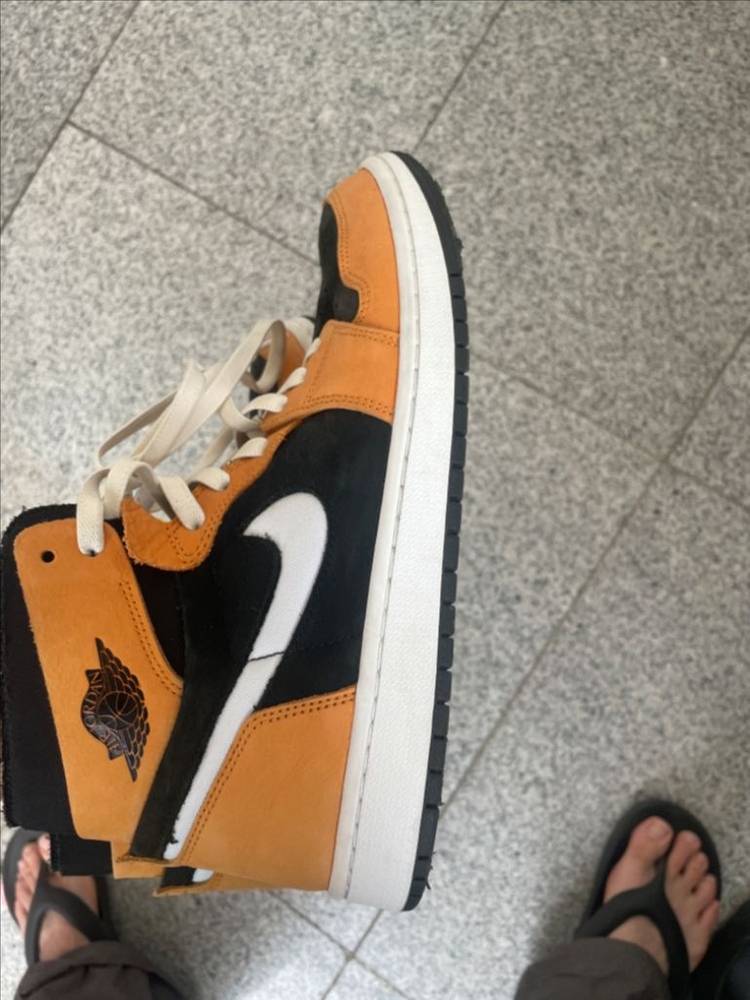 조던 1 줌 에어 컴포트 오렌지 275 이미지