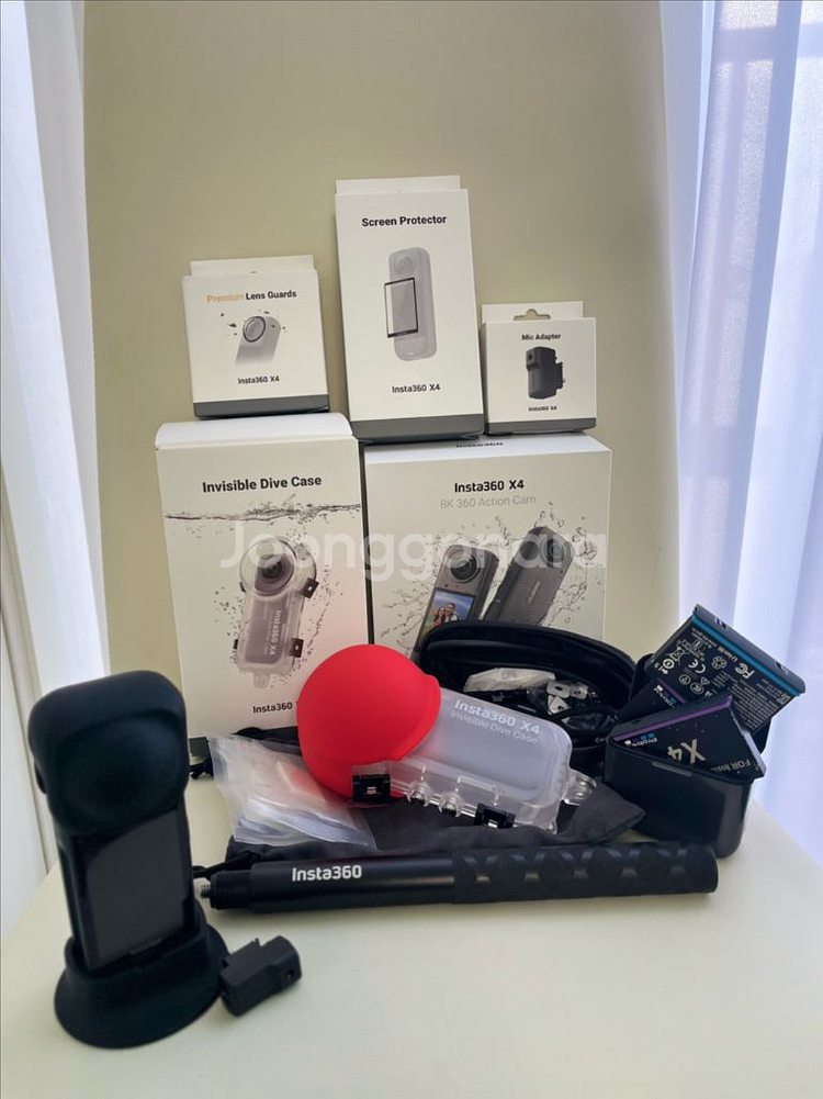 인스타360 X4 판매합니다--0