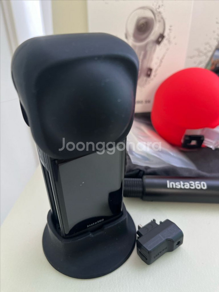 인스타360 X4 판매합니다--1