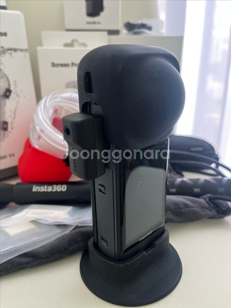 인스타360 X4 판매합니다--4