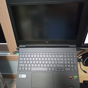 HP 빅터스15 8645HS RTX4060 게이밍노트북