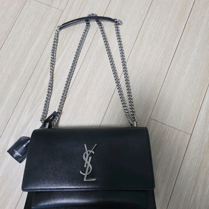 생로랑 선셋백 미디움 은장-택포 100만원