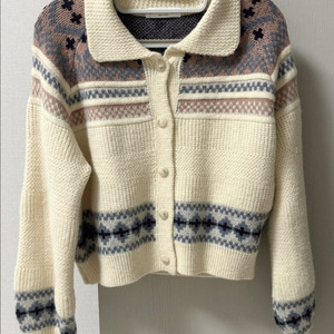 겨울 패턴 아이보리 니트 가디건 스웨터