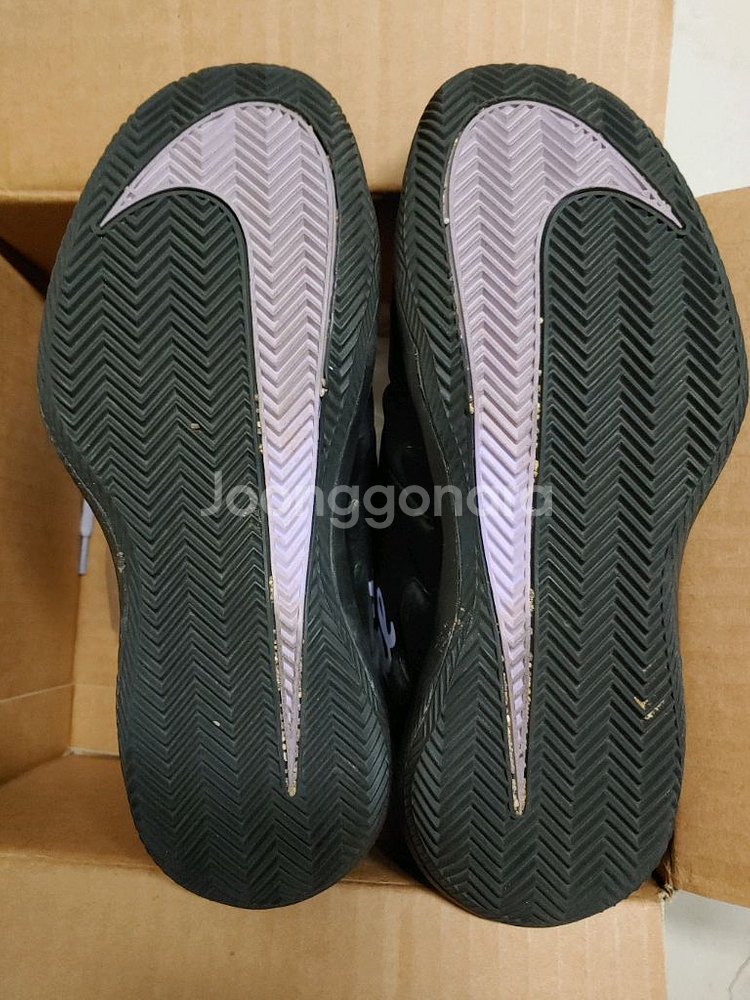 나이키 여성 테니스화 줌베이퍼X 글로브 250--4