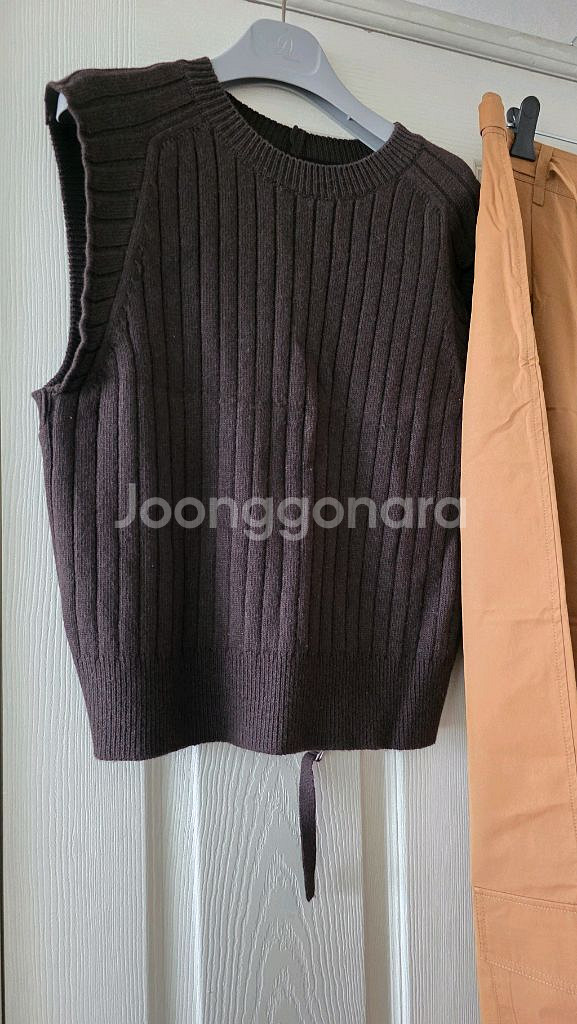 시스템 니트 조끼 백 텍스처 블록 스트랩 니트 베스트--2