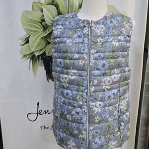 알토 플라워 구스 초경량조끼