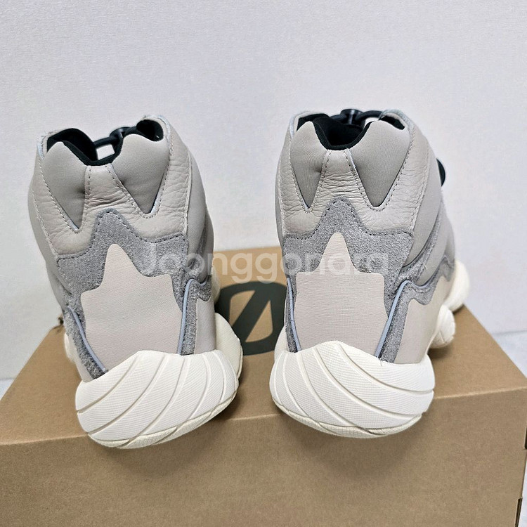 아디다스 이지 500 하이 미스트 스톤 270사이즈--4