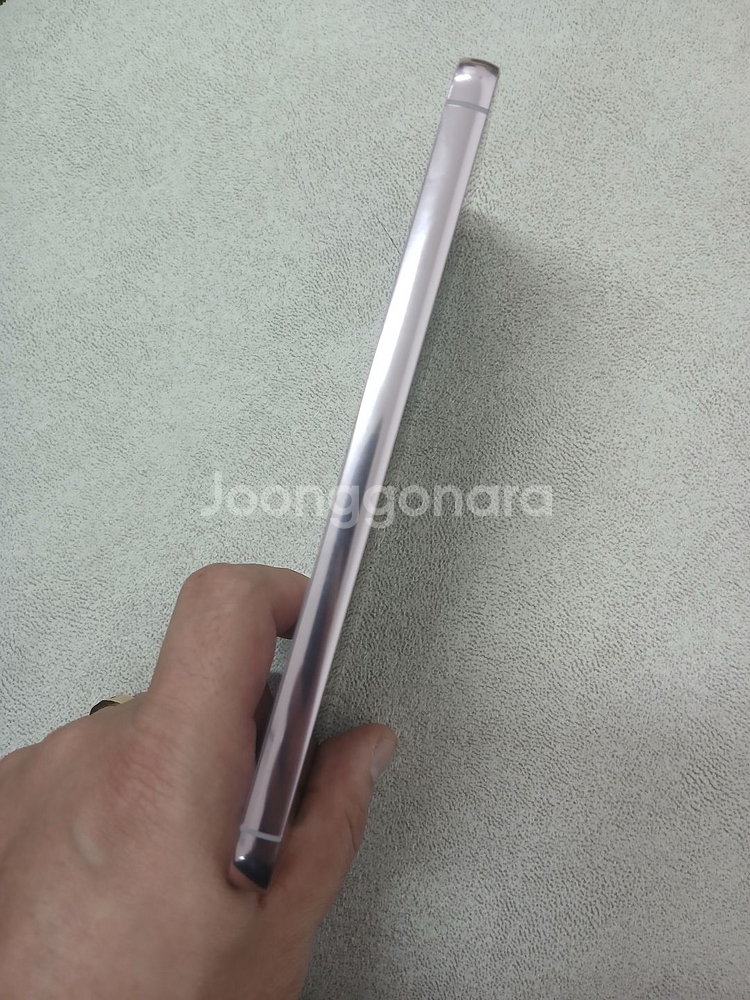갤럭시S23+플러스 256G 라벤더 팝니다!!--2