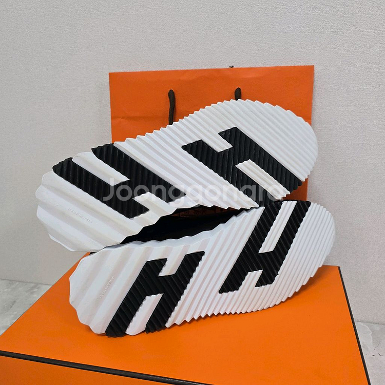 에르메스 바운싱 스니커즈 신발 42사이즈 270 275--5