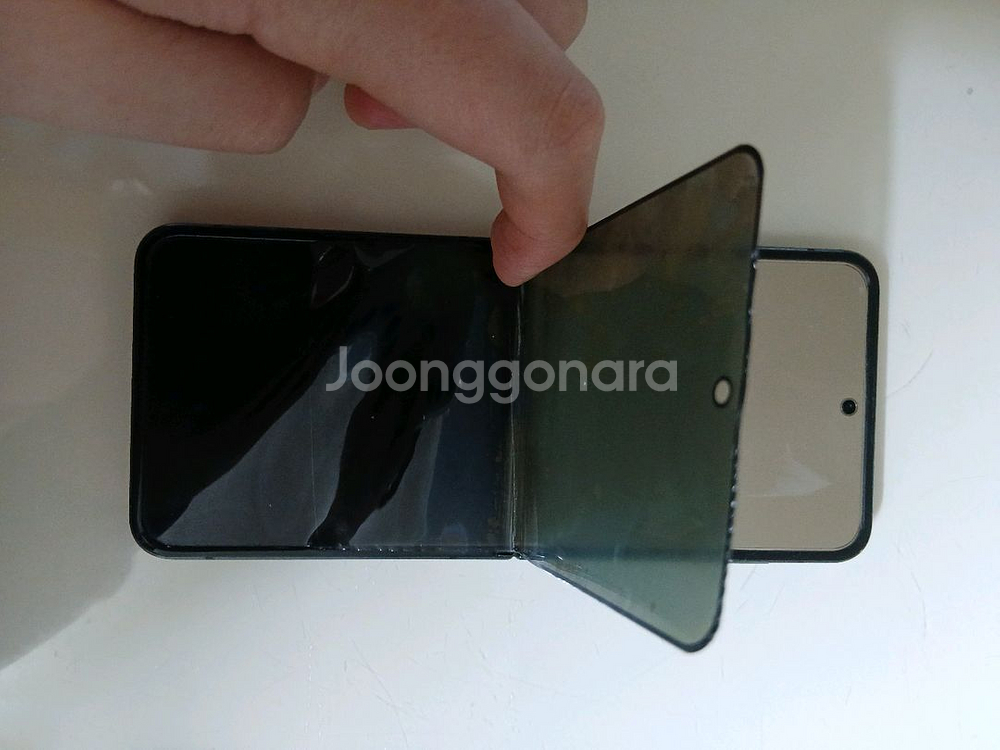 고장난 갤럭시 제트플립4,점프 2--1