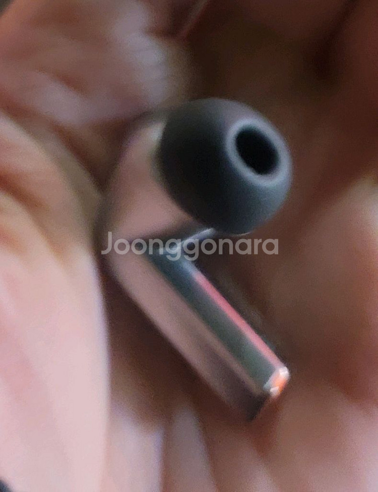 버즈3프로 오른쪽--1