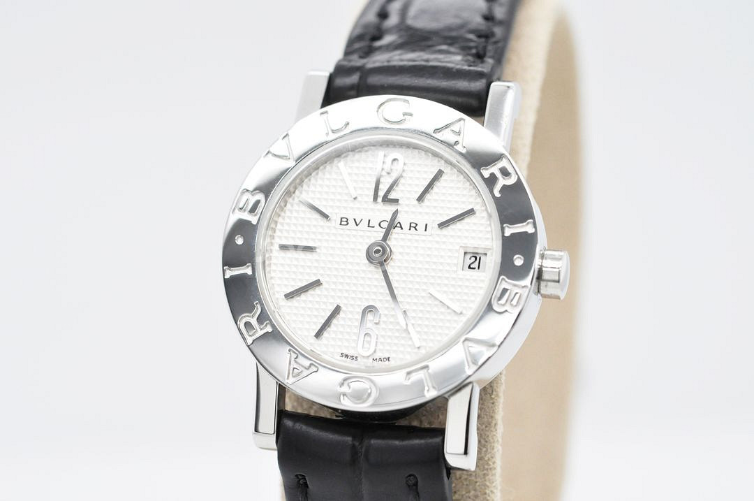 불가리 불가리 화이트 인덱스 다이얼 여성 악어가죽시계--3