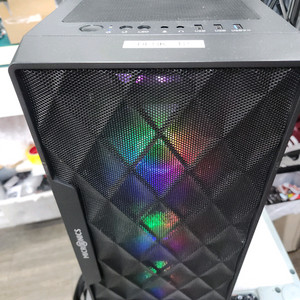 라이젠7 3800xt 램32g gtx-1650s 영상용