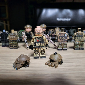 레고 밀리터리 브릭매니아 넵튠스피어 미피 팝니다.