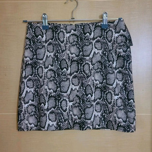 새상품) 미쏘 스커트 55