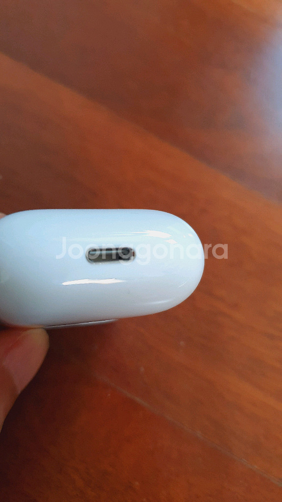 에어팟2세대 본체 케이스, 상태좋음, A1602--2