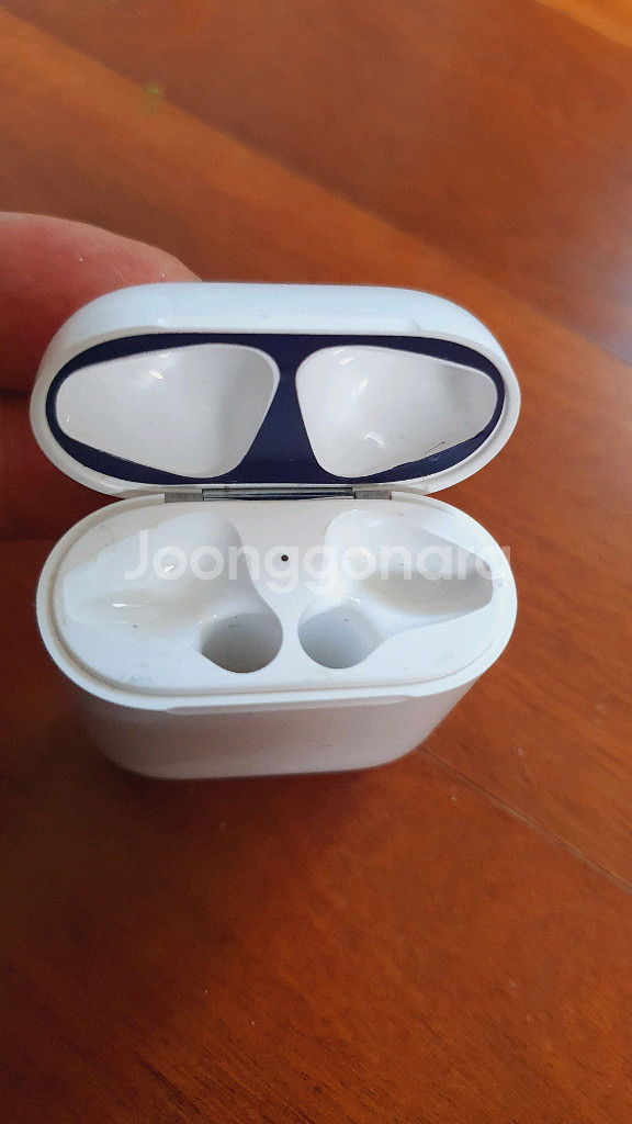 에어팟2세대 본체 케이스, 상태좋음, A1602--3