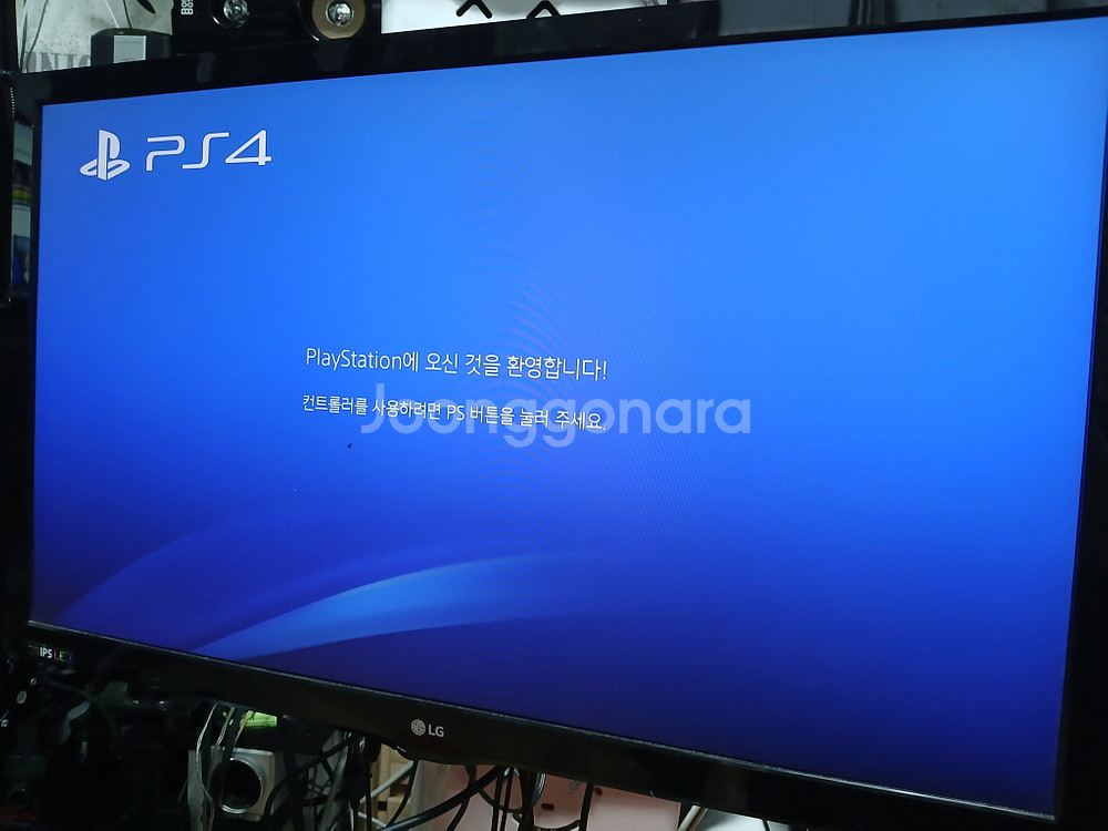 SONY 플레이스테이션4 게임기 본체만 컨트롤러X--1