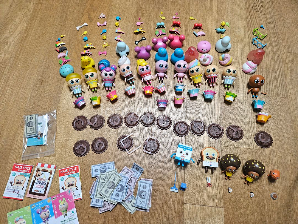 브레드이발소 피규어 미니컵케익 피규어 일괄 아동식책 덤 72000원--0