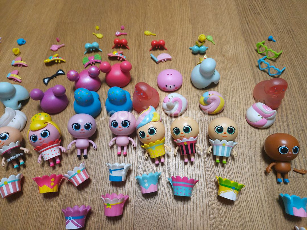 브레드이발소 피규어 미니컵케익 피규어 일괄 아동식책 덤 72000원--5