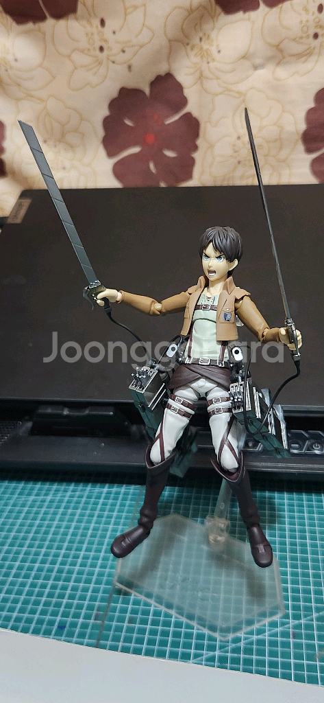 figma 진격의 거인 에렌 예거 (마지막 사진 참고)--0