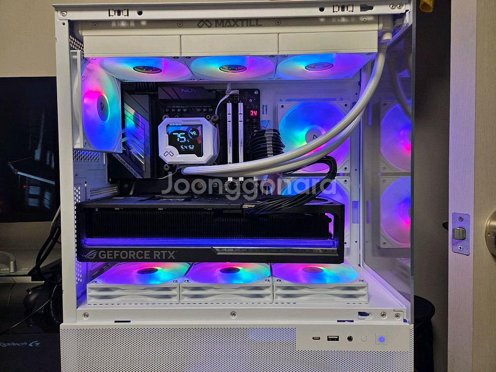 9950x3d, x870e, 64gb,2tb,5090--3