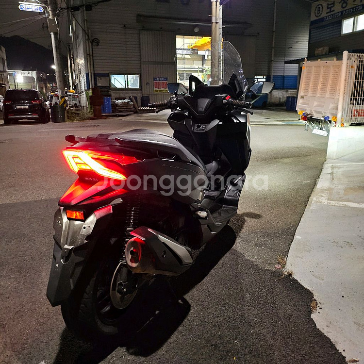 혼다 포르자 350 23년--6