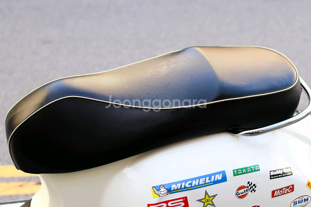 베스파 gts125 ABS 2021년식 오토바이 판매--8