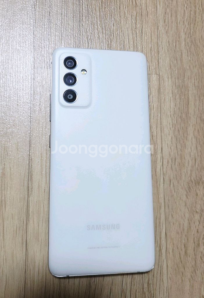 갤럭시 퀀텀2 128GB 화이트 택포--0