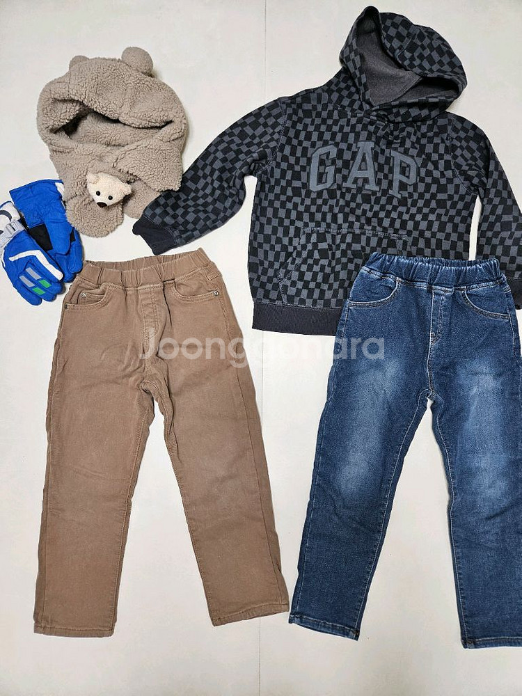 유아 갭후드티s+기모바지2+장갑+털모자 일괄1만원--0