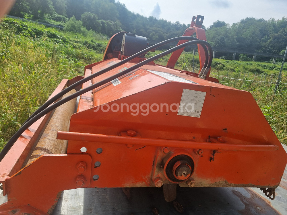 재융공업 트랙터 제초기 SJ-1500R 판매합니다.--4