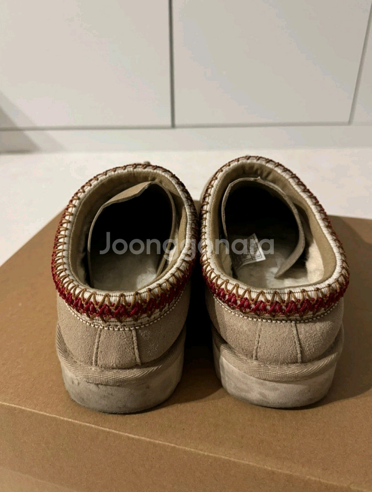 어그 타스만 샌드 다크체리 230--2