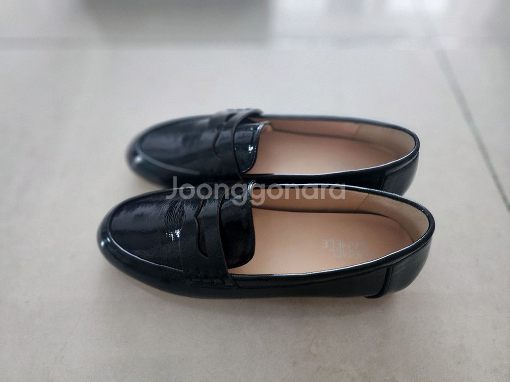 포멜카멜라 여성 로퍼 240사이즈 새거팔아요--3