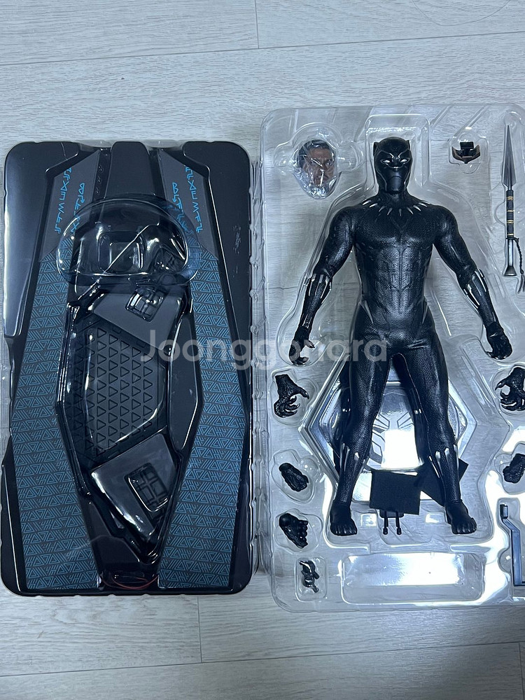 핫토이 블랙팬서 mms470 중고품 판매합니다--1