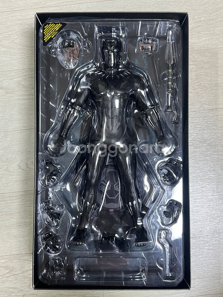 핫토이 블랙팬서 mms470 중고품 판매합니다--3