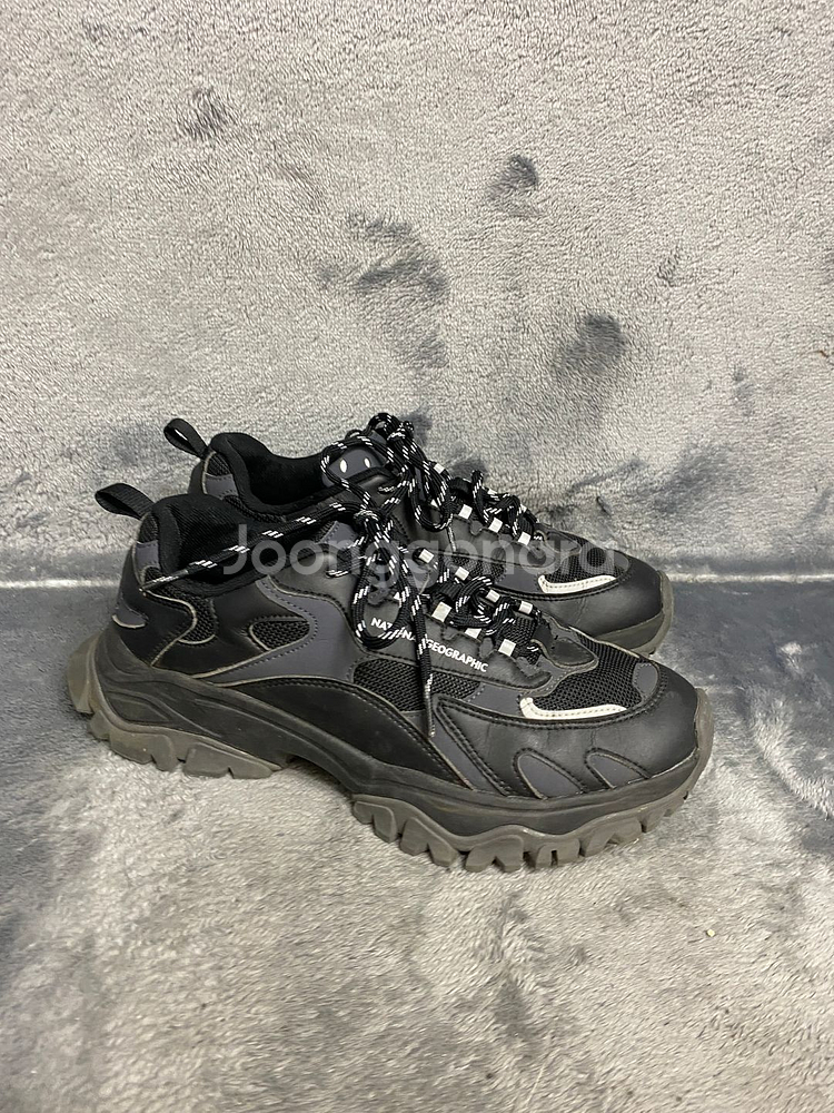 내셔널지오그래픽 운동화 260--2