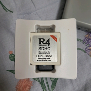 닌텐도 ds dsi 3ds 알포칩 R4칩