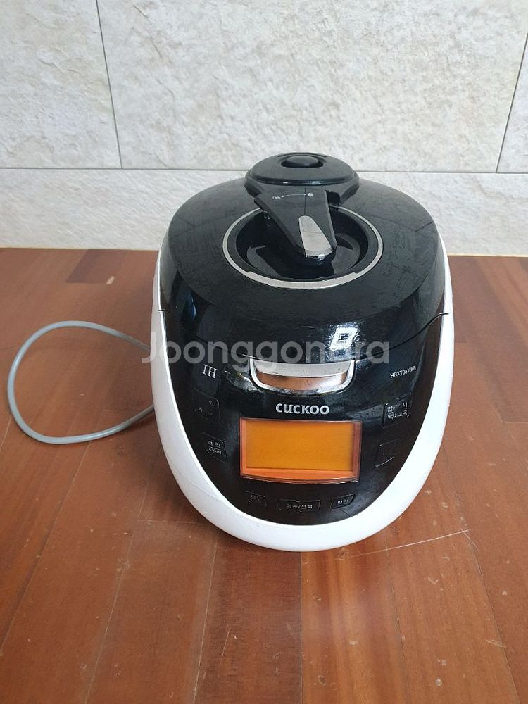 쿠쿠 압력밥솥 8인용 팔아요--0