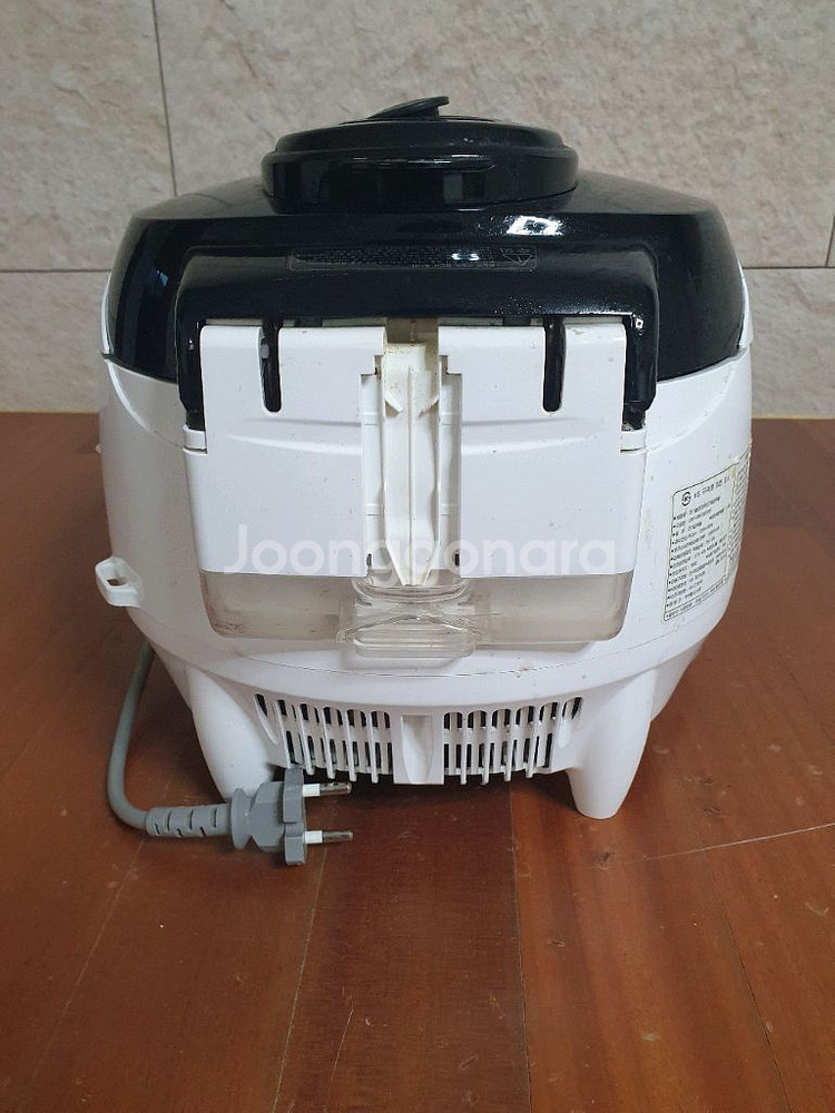 쿠쿠 압력밥솥 8인용 팔아요--4