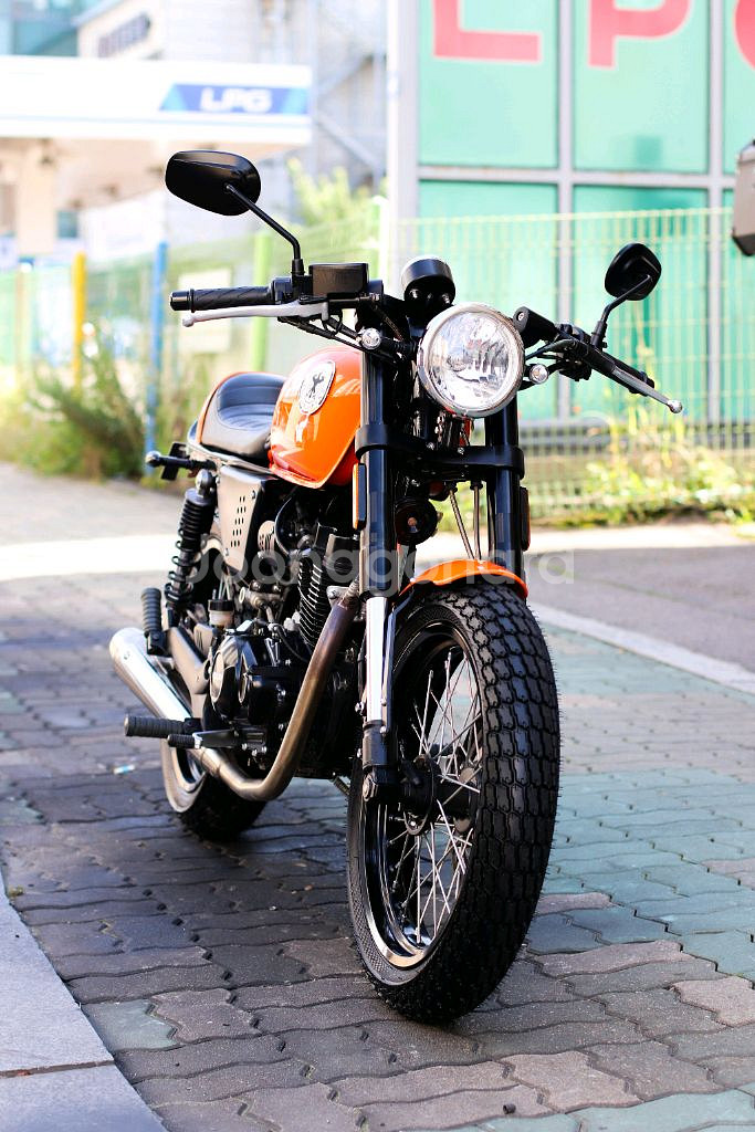 블랙카페125 한웨이 2017 오토바이 판매합니다--0