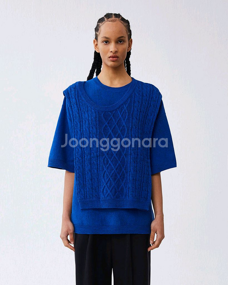 아더에러 니트 반팔 티셔츠 새상품 A1 스웨터--0