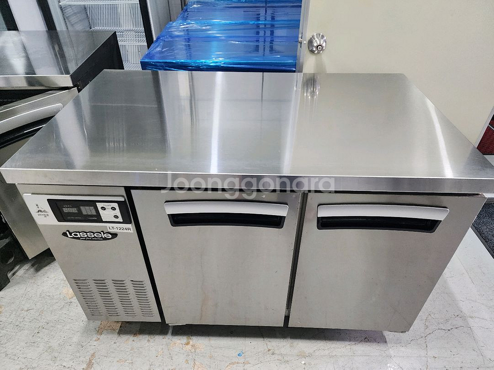 라세르 1200테이블 냉장고 간냉식 판매 합니다--0