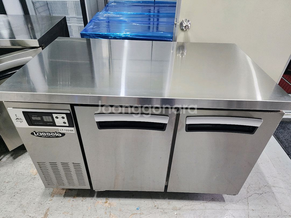 라세르 1200테이블 냉장고 간냉식 판매 합니다--4
