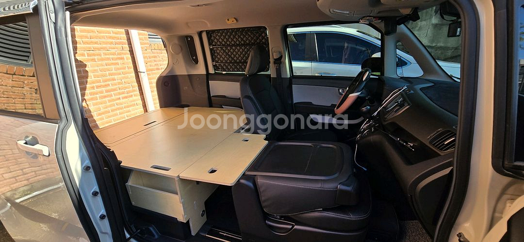 더뉴기아레이 밴 프레스티지 스페셜 풀옵션 캠핑카--9